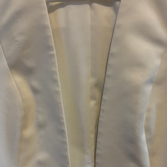 Express Women's Cream Blazer - Picture 5 of 7